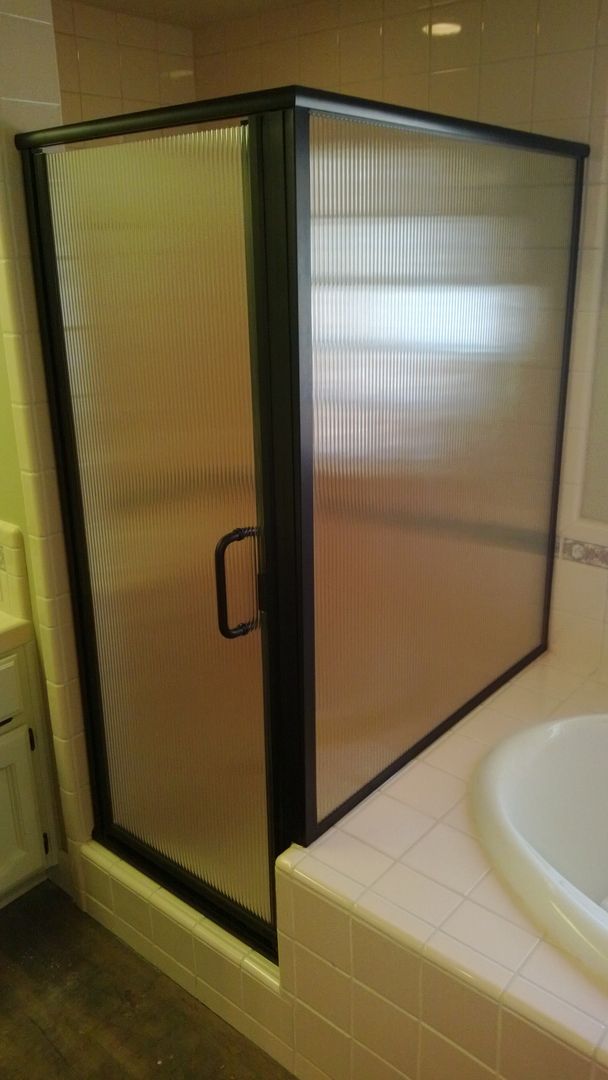 Shower Door 32