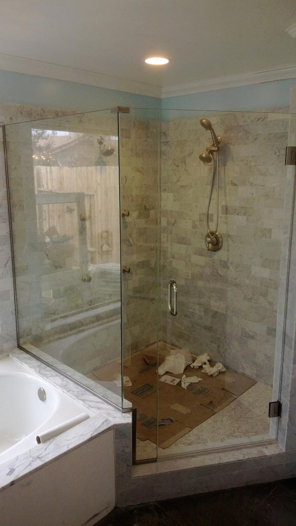Shower Door 25